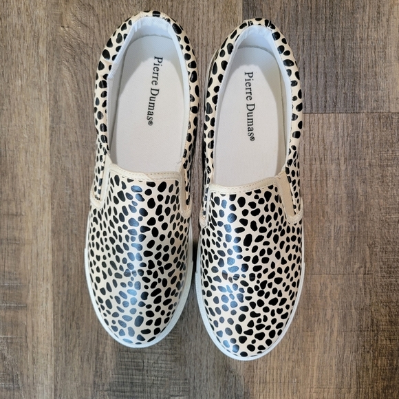 Pierre Dumas Black and White Slip-On Shoes - Picture 3 of 8
